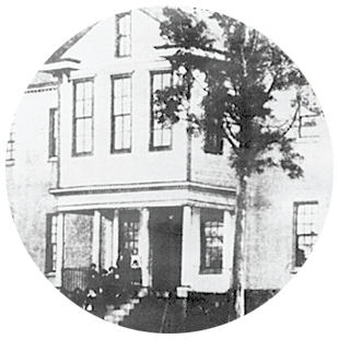 Street view of a marine hospital.